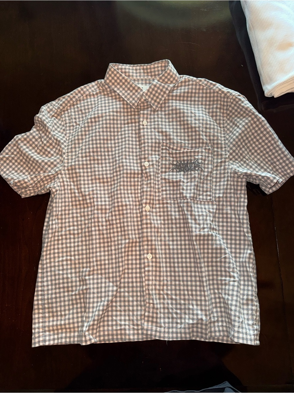 Hollister Men's Boxy Fit Plaid Button-Down - Gray & Peach